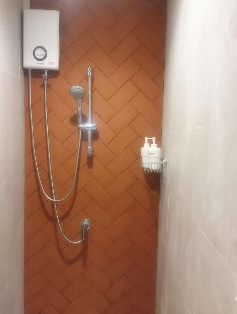 Mellow Fellow Hostel 曼谷 外观 照片